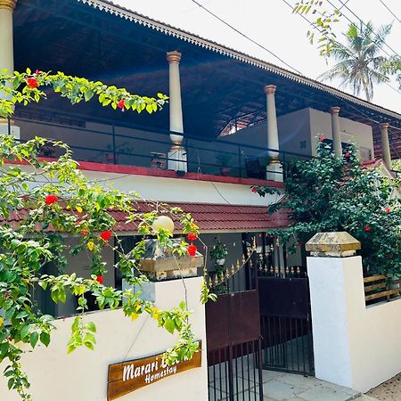 Marari Beach Cleetus Homestay Марарикулам Экстерьер фото